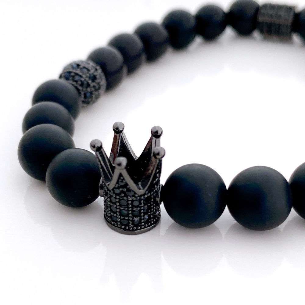 Crown Charm Black Onyx Beaded bracelet for Men